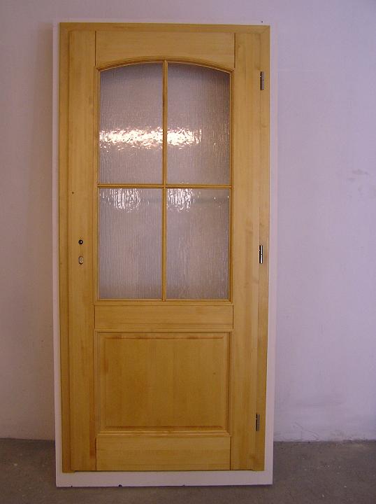 11.jpg - Bára 2 smrk mořený
