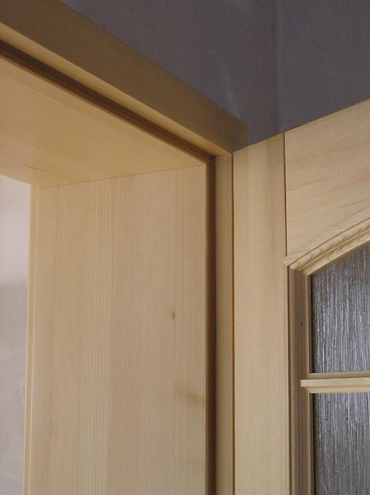 23.jpg - dveře a zárubeň detail