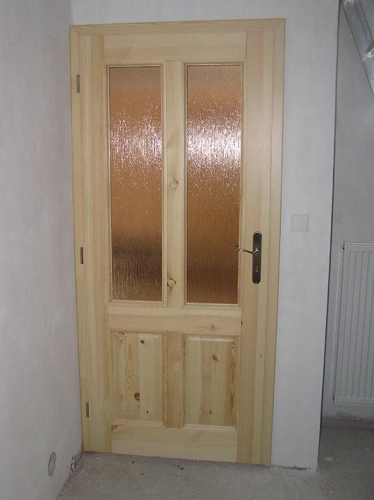 36.jpg - Věra 2 borovice sukatá, přírodní lak